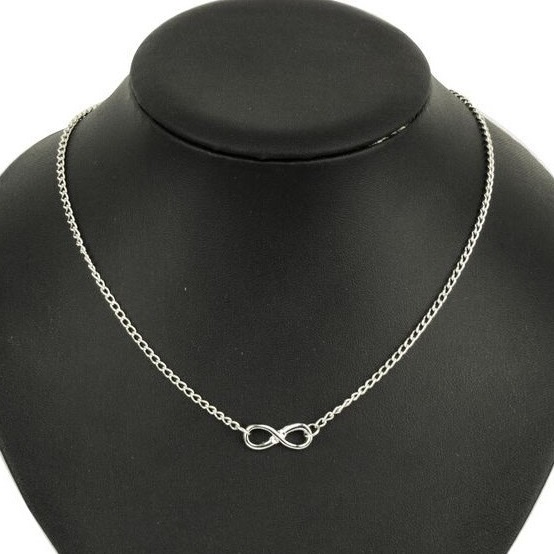 Infinite Chain kaklo papuošalas - Sidabrinis